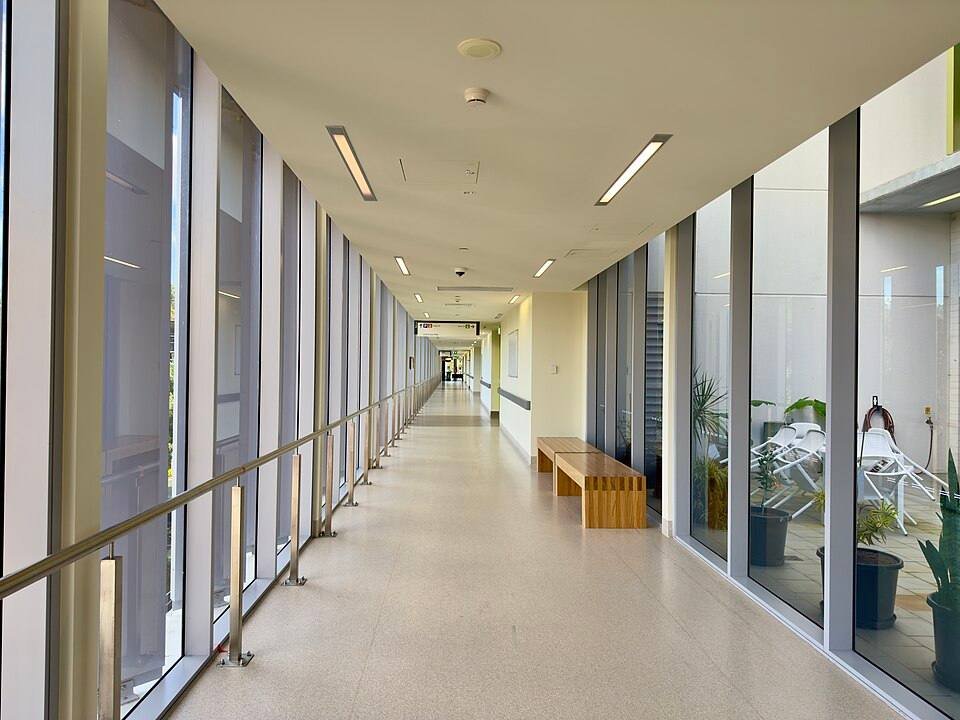 مستشفى - علامات الطلق والولادة في الشهر التاسع